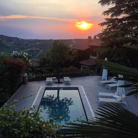 Villa Spacious With Private Pool In Ca' Dei Rovati